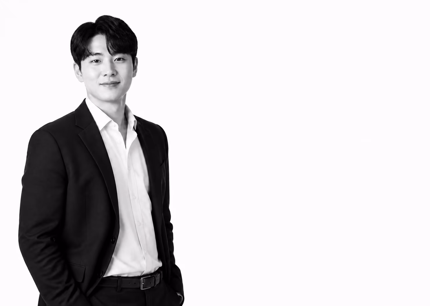 오른쪽 여백이 있는 가로형 합성 인물 예시